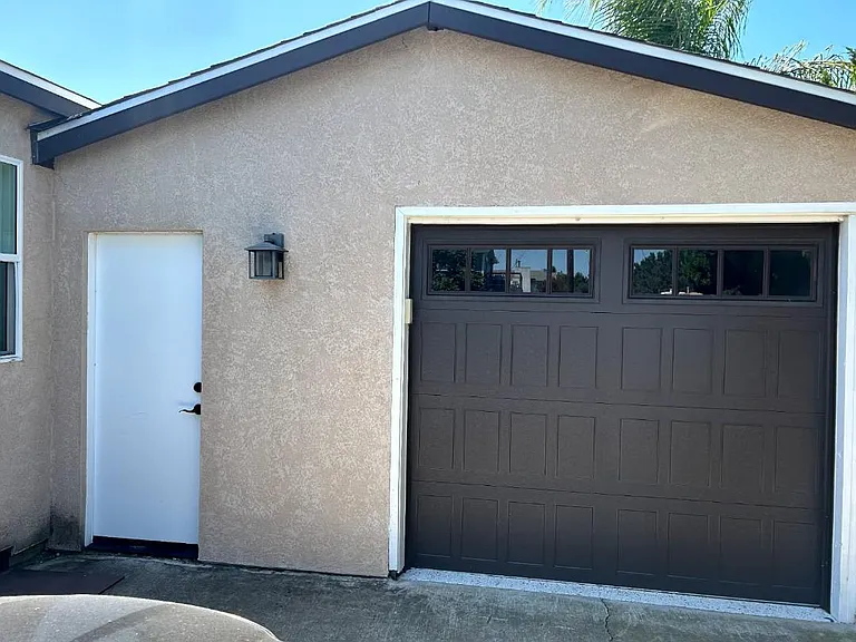 6771 Elmore St — Photo 2