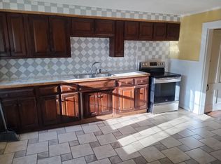429 Main St, Gilbertville, MA 01031