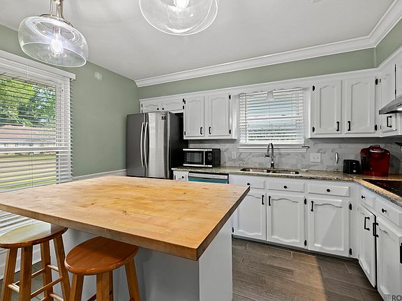 4th image of 5942 Fort Sumpter Dr