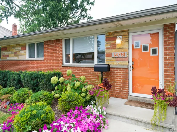 14781 Talbot St, Oak Park, MI 48237