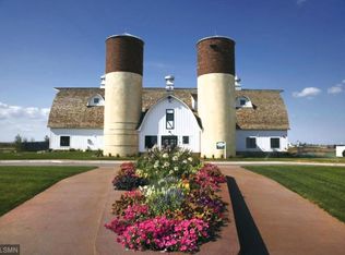 16365 Duluth Trl N, Lakeville, MN 55044