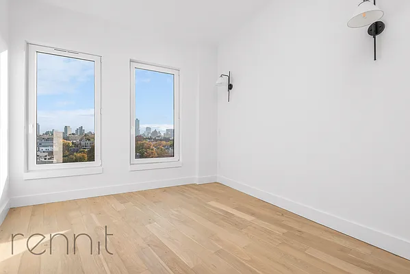 Rented by Rennit Inc. | media 40