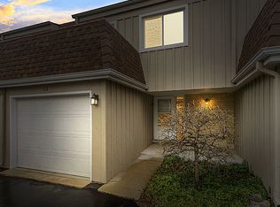 62 N Park Blvd, Glen Ellyn, IL 60137