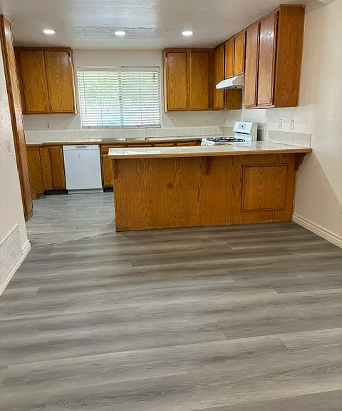 12440 Corkwood Ln — Photo 8