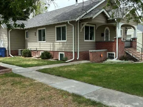 2402 Avenue D, Scottsbluff, NE 69361