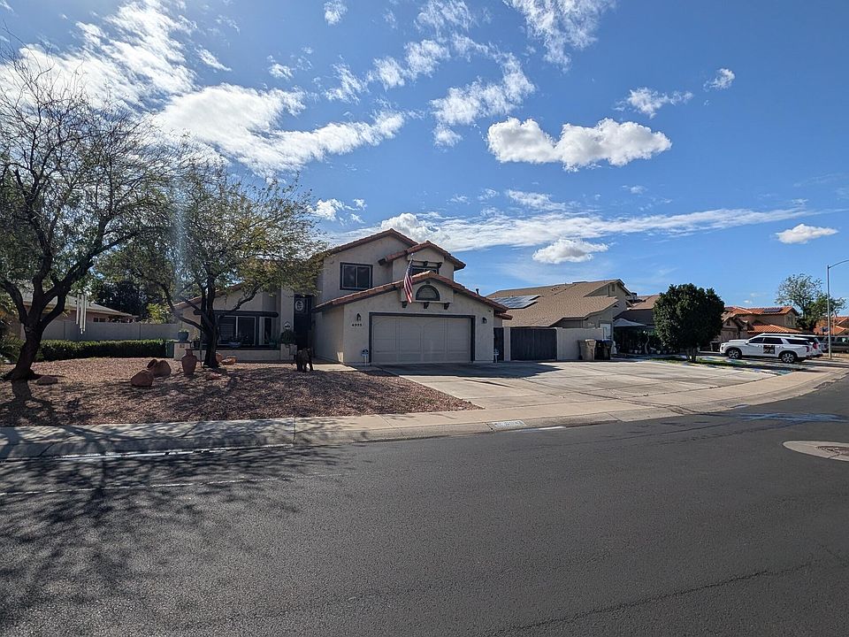 2nd image of 6933 W BLOOMFIELD Road