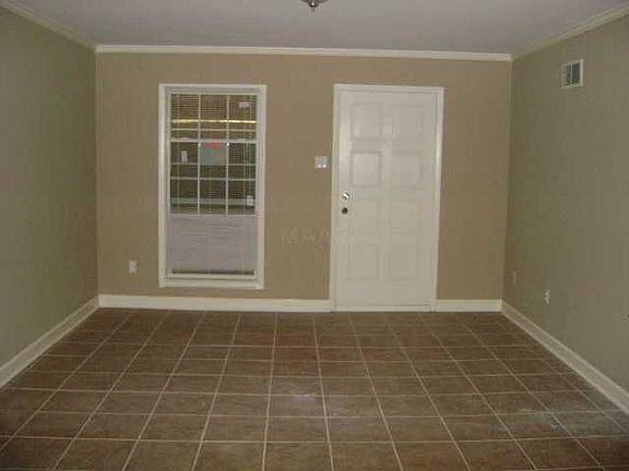 2nd image of 5025 Capen Ave