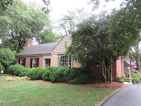 2nd image of 135 Hawthorne Dr