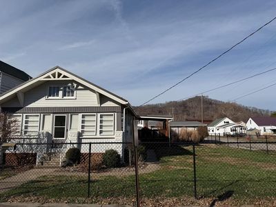 203 S 2nd Avenue, Paden City, WV, 26159