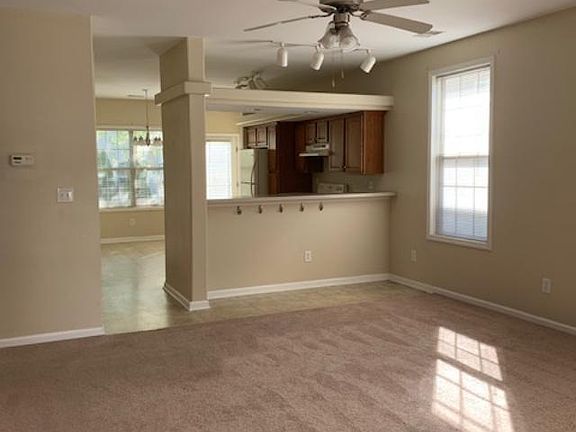 5th image of 3845 Pinecrest Way