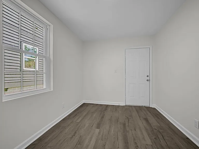 730 29th Ave — Photo 21
