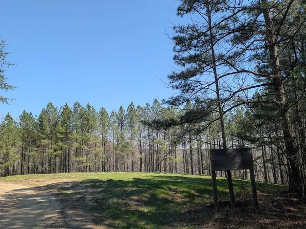 2241 Riverbend Rd, Guild, TN 37340