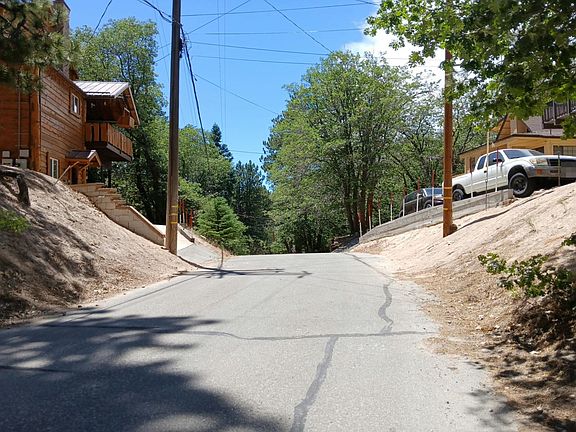 4th image of 33312 Wild Rose Dr