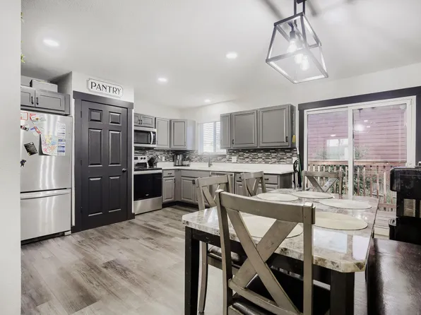 2101 Wedgewood Ct, Greeley, CO 80631