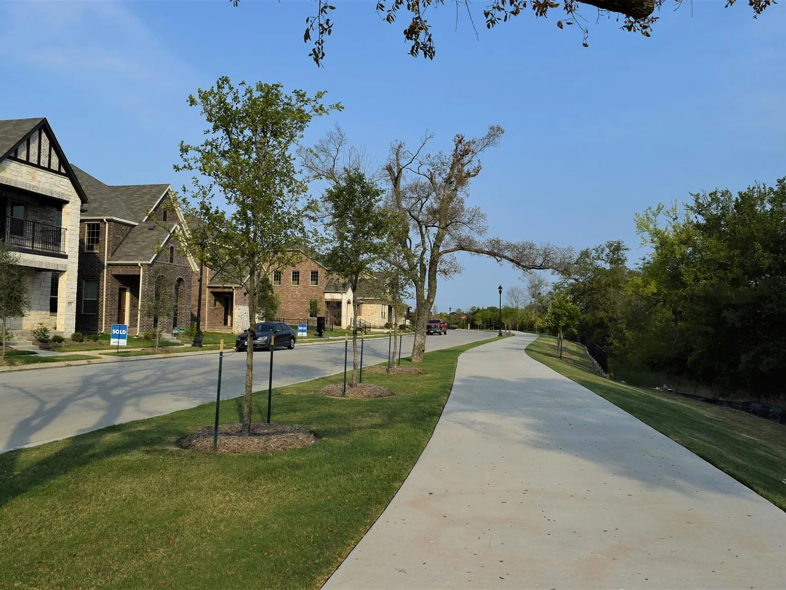 3 bed, 2.5 bath, 1650 sqft, $3,000 — Photo 3