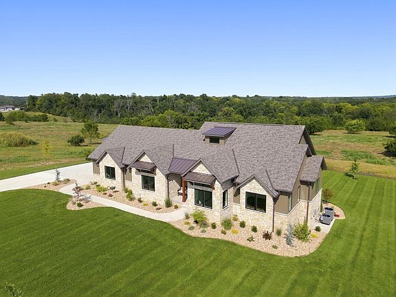 5th image of 1024 Muskego Road