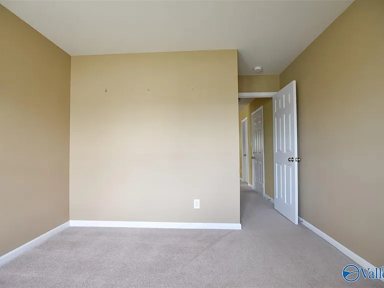 15395 Mill Valley Dr — Photo 22
