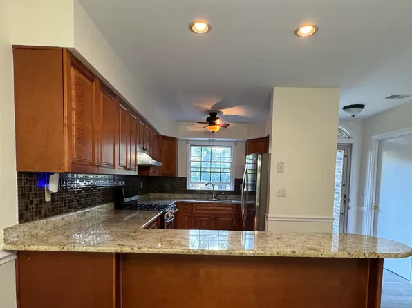 42 Weller Place, Holmdel, NJ 07733