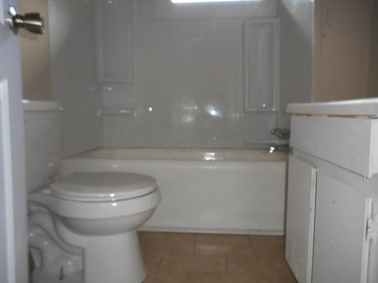5560 Thistledown Dr — Photo 7