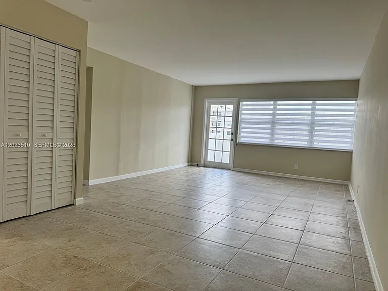 401 Golden Isles Dr #614 — Photo 16