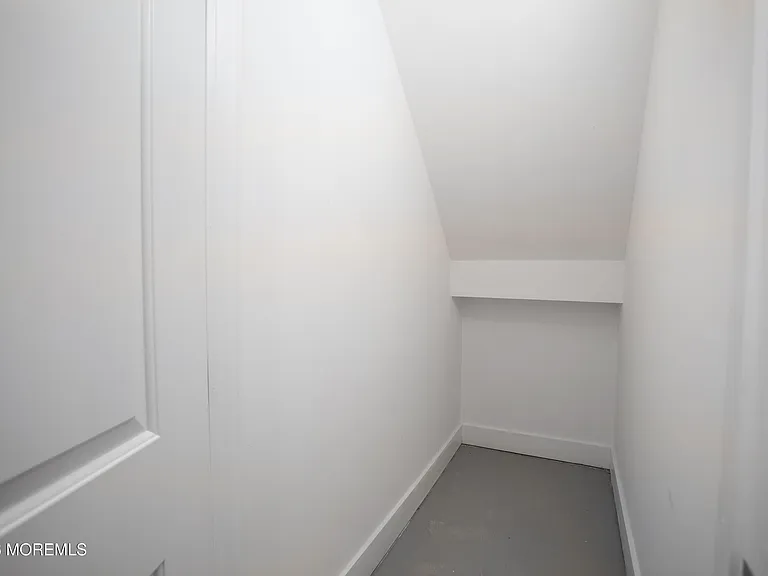 246 Main St — Photo 30