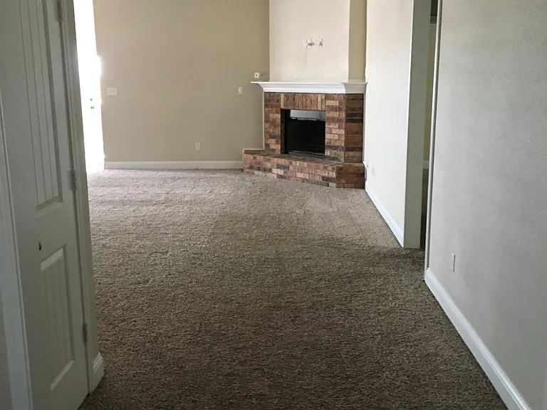 ceiling fans, fireplace