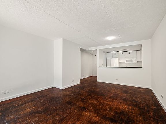 4th image of 110 W 90th St APT 4B