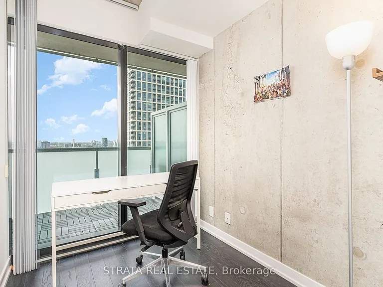 11 Charlotte St #2703 — Photo 5