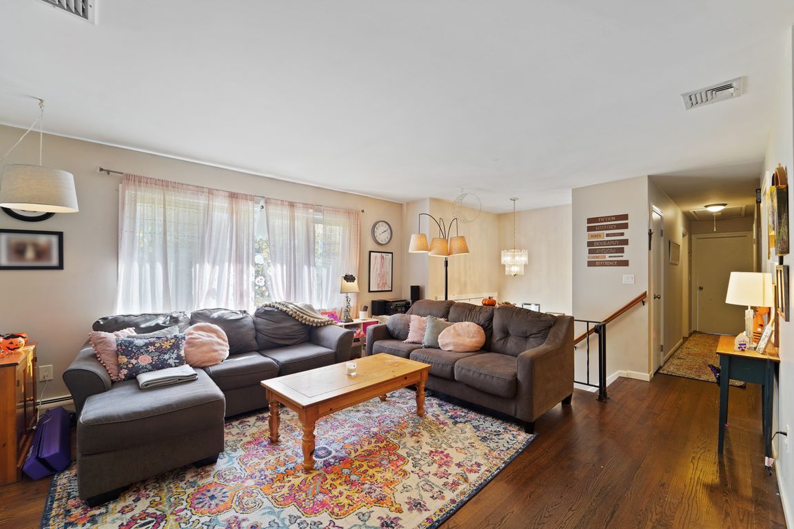 next background image