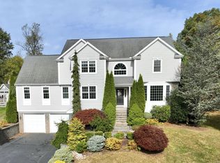 145 Stone Hill Dr, Rocky Hill, CT 06067