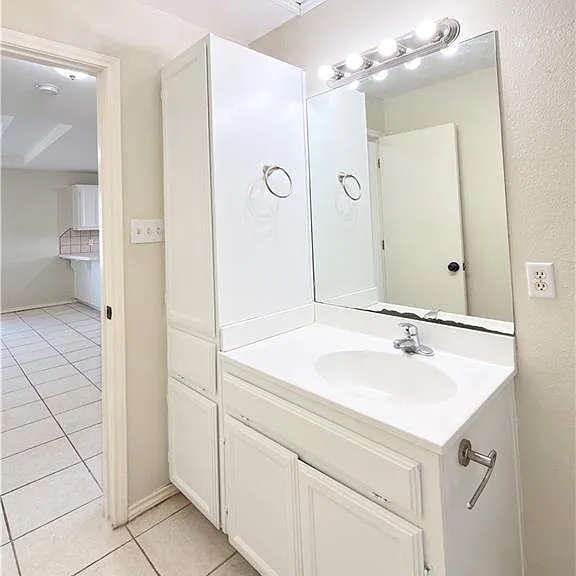 3717 Clavel St #8 — Photo 8