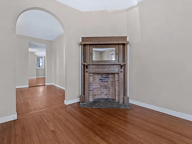 6642 Jefferson Blvd #B — Photo 12