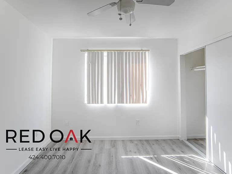 6853 Agnes Ave #3 — Photo 14