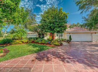 1040 SW 92nd Ave, Plantation, FL 33324