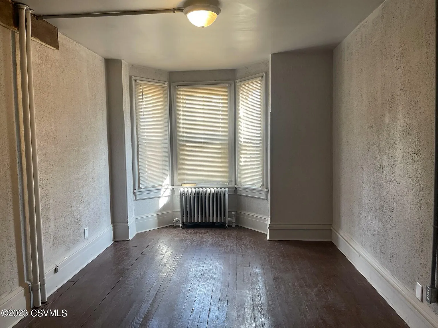 Studio, 400 sqft, $650 — Photo 3