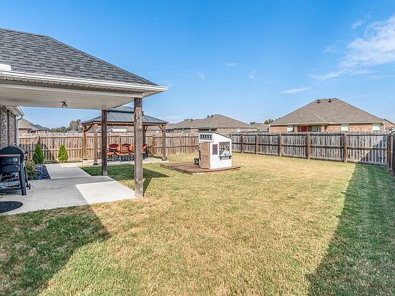 3rd image of 5624 Little Elm Ln