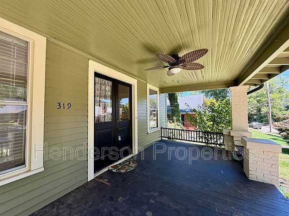 2nd image of 319 N Mulberry St