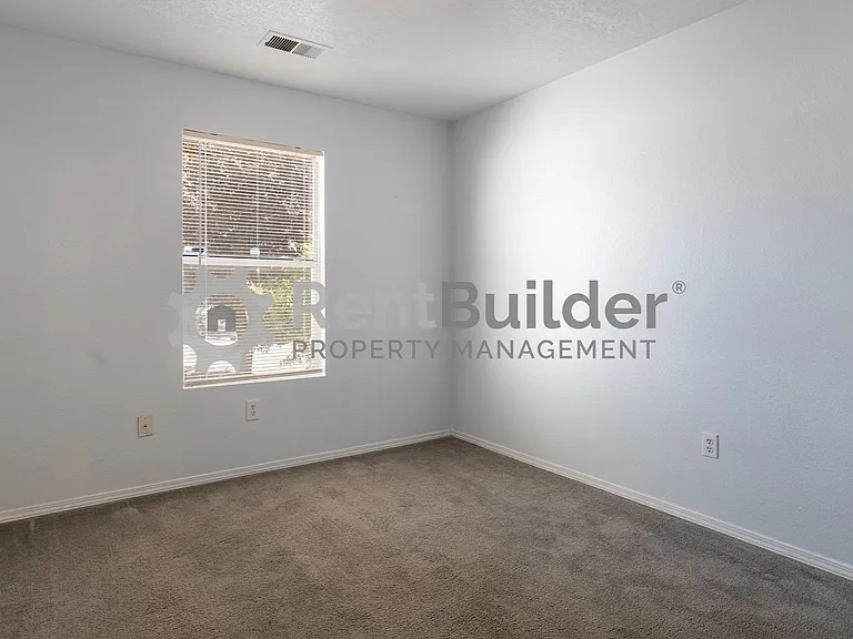 5008 Shadow Rock Rd NW — Photo 7