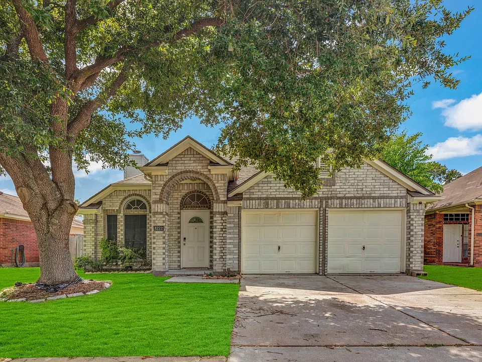 8222 Viny Ridge Dr