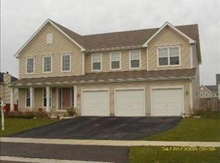 441 Kingfisher Rd, Bartlett, IL 60103