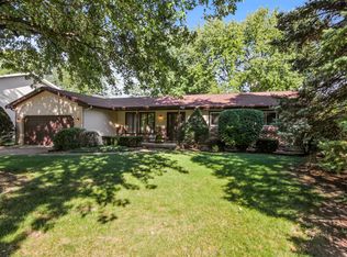 114 Malvern Dr, Normal, IL 61761