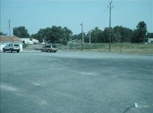 231 E Greer St, Honea Path, SC 29654