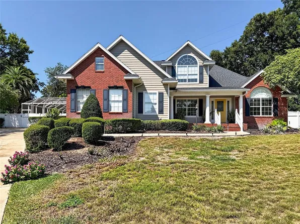 33721 Spring Dr, Leesburg, FL 34788