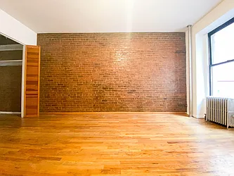 Rented by RealTegrity NY LLC