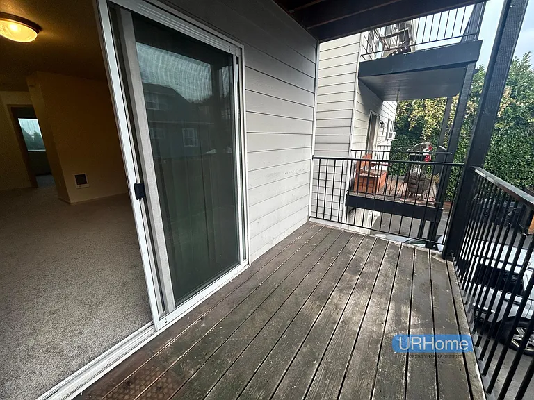 5069 SE 28th Ave — Photo 4