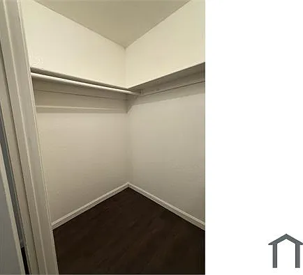 2859 Chelmsford Way — Photo 3