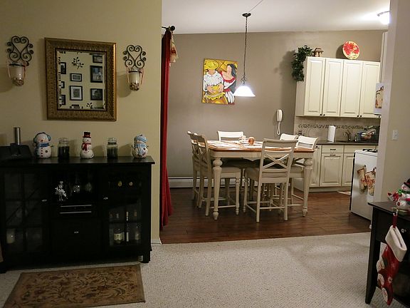 2nd image of 26 Ivy St APT 7B