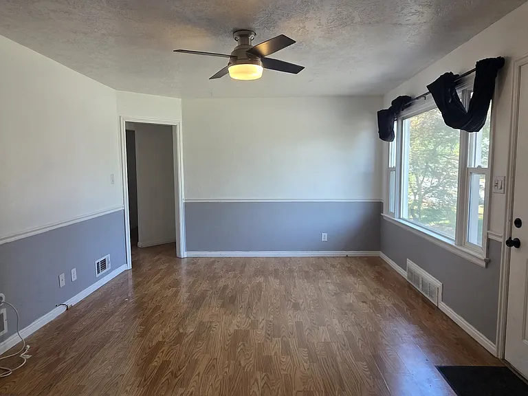 2713 W Dill Dr — Photo 5