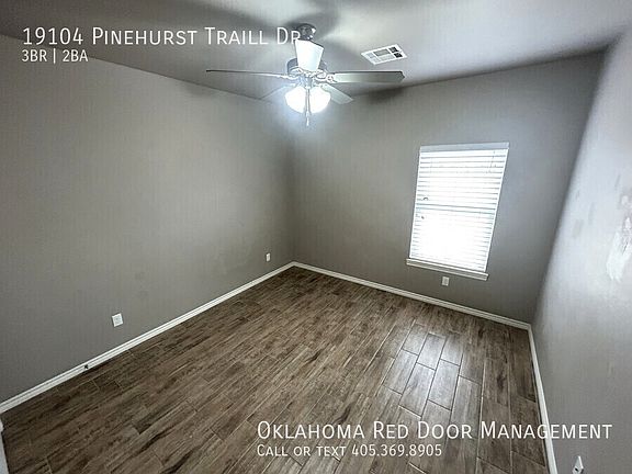 5th image of 19104 Pinehurst Trail Dr