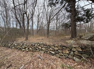 999 Main St, Somers, CT 06071